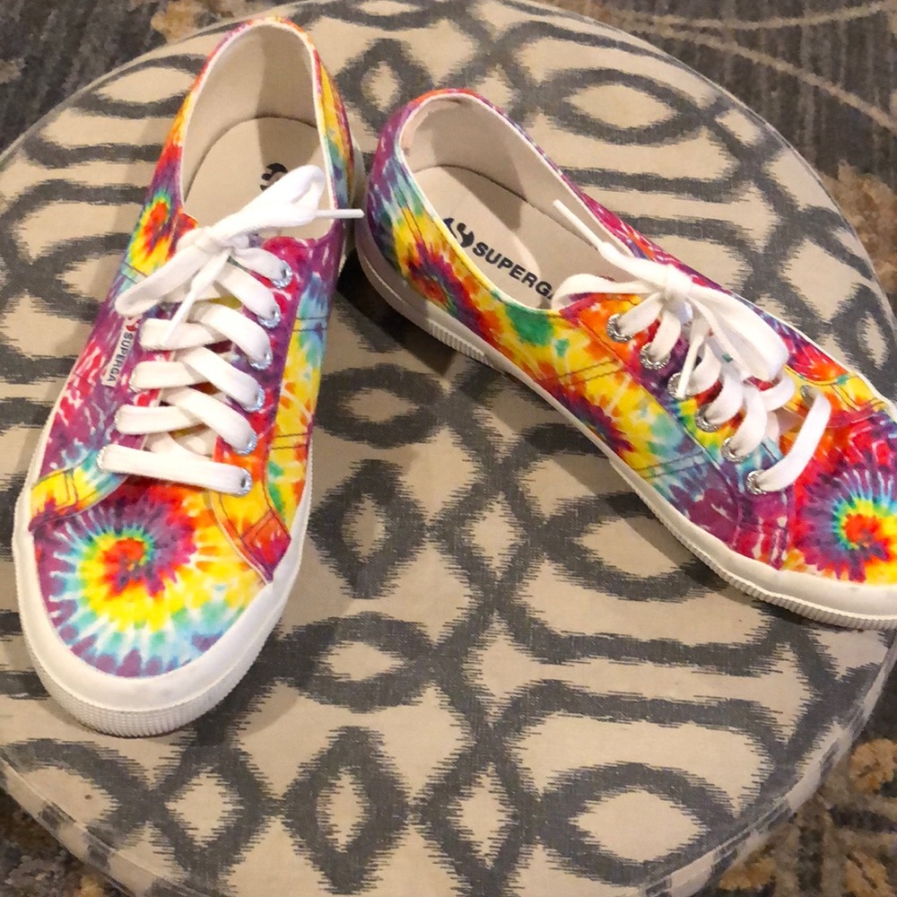 Superga TieDye canvas shoes, Sz 9. Fun shoes with so much possibility